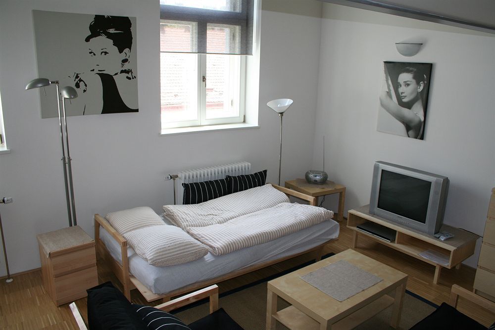 gallery_image_hidden_59