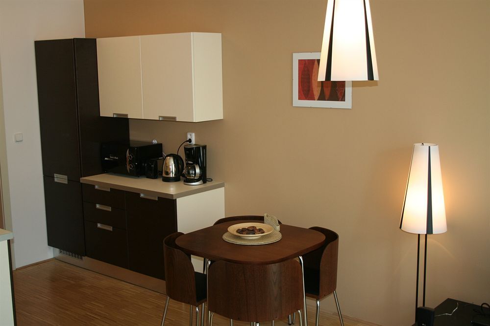 gallery_image_hidden_65