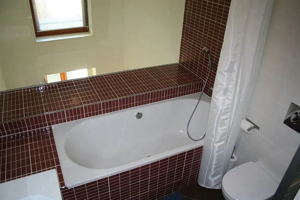 gallery_image_hidden_62