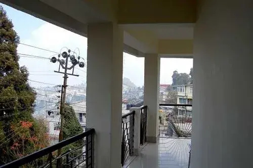 Balcony & Terrace