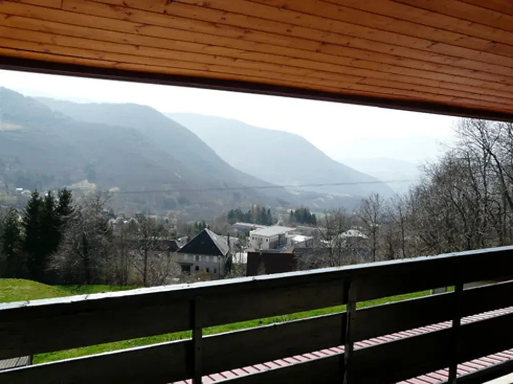 Balcony & Terrace