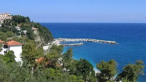 Beach & Waterfront