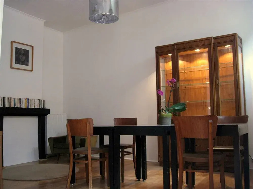 gallery_image_hidden_21