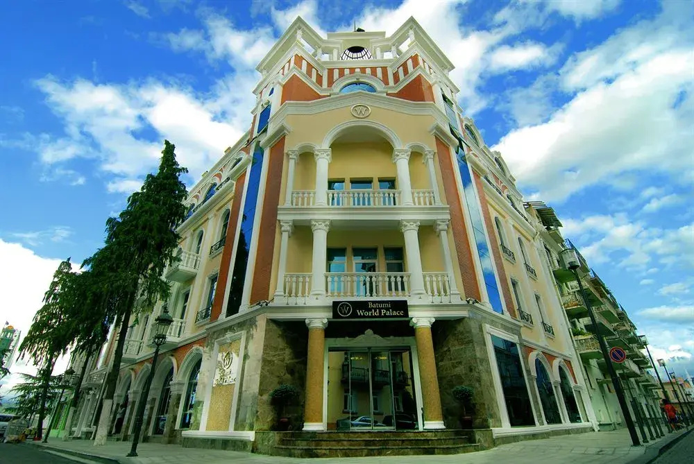 Отель Batumi World Palace — фото
