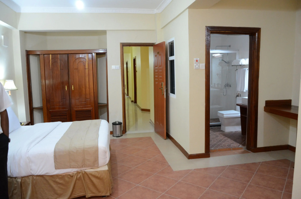 Deluxe Double room (full double bed)