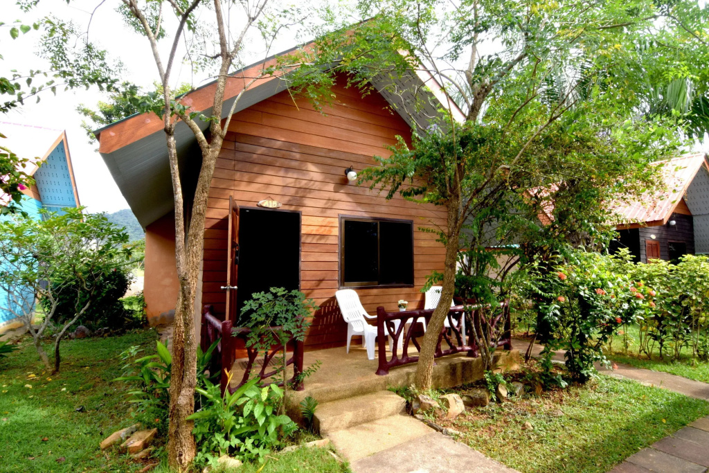 2 Bedrooms Family Bungalow