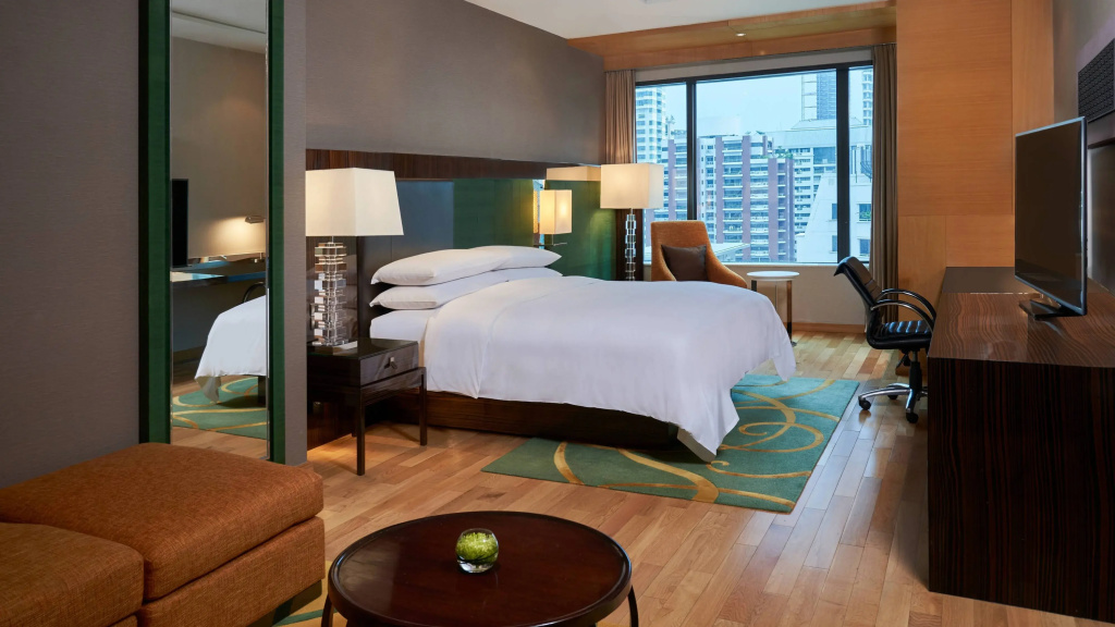 Renaissance Bangkok Ratchaprasong Hotel by Marriott — фото
