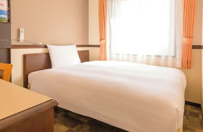 Toyoko Inn Shin Osaka Higashi Mikuni Station 사진 10