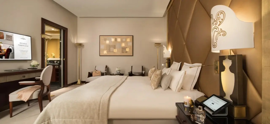 Hôtel Barrière Fouquet's Paris 64