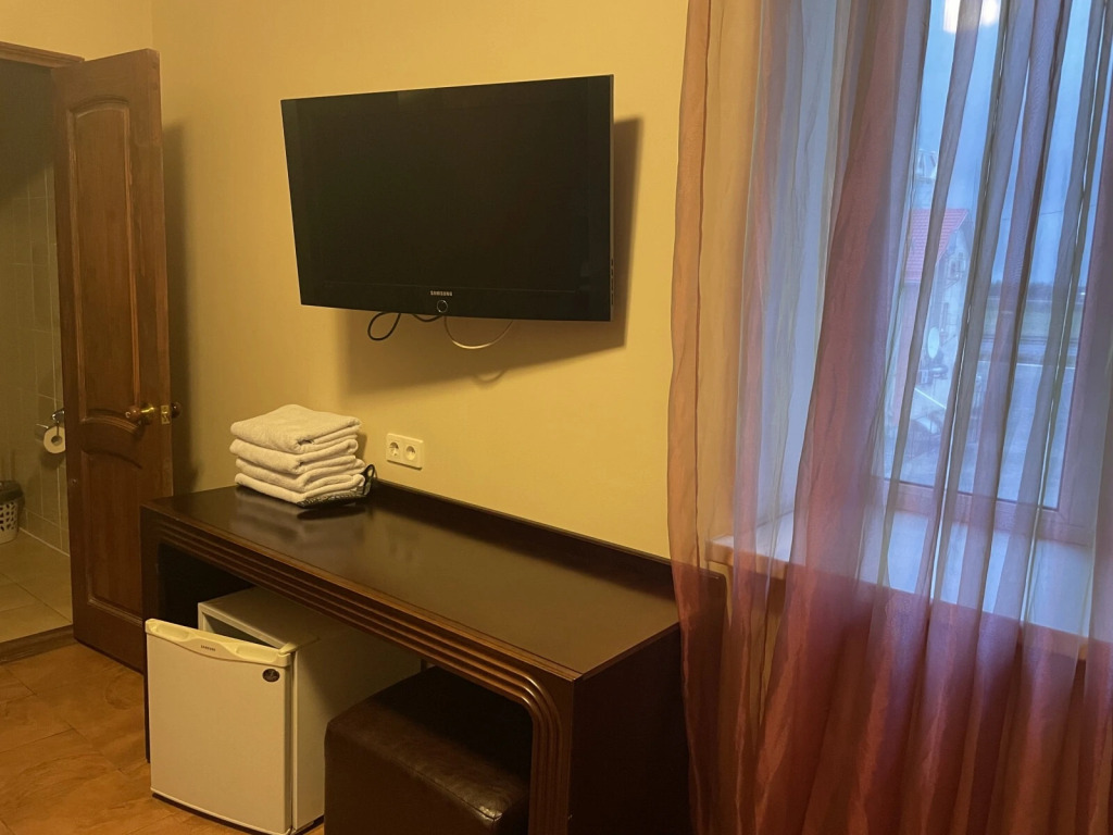 Двухместный номер Стандарт с 2 комнатами двуспальная кровать в Русь