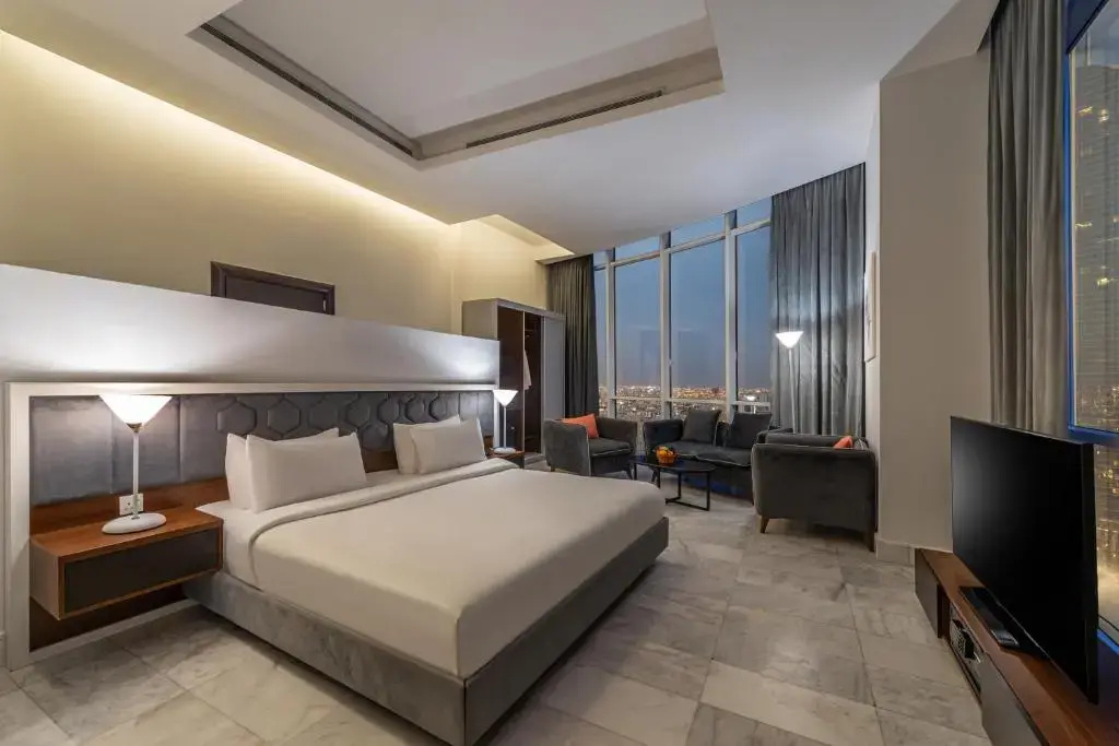 Deluxe Double Suite (full double bed)