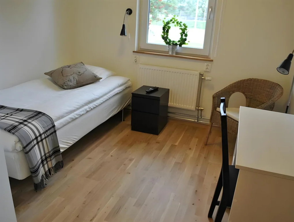(Annex Building) Single room