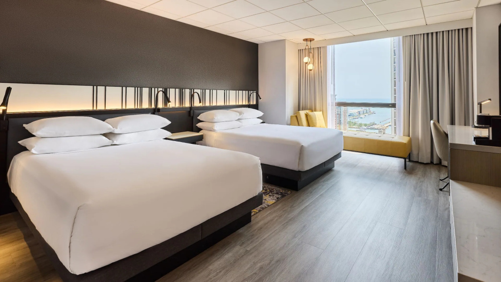 Quadruple room with lake view