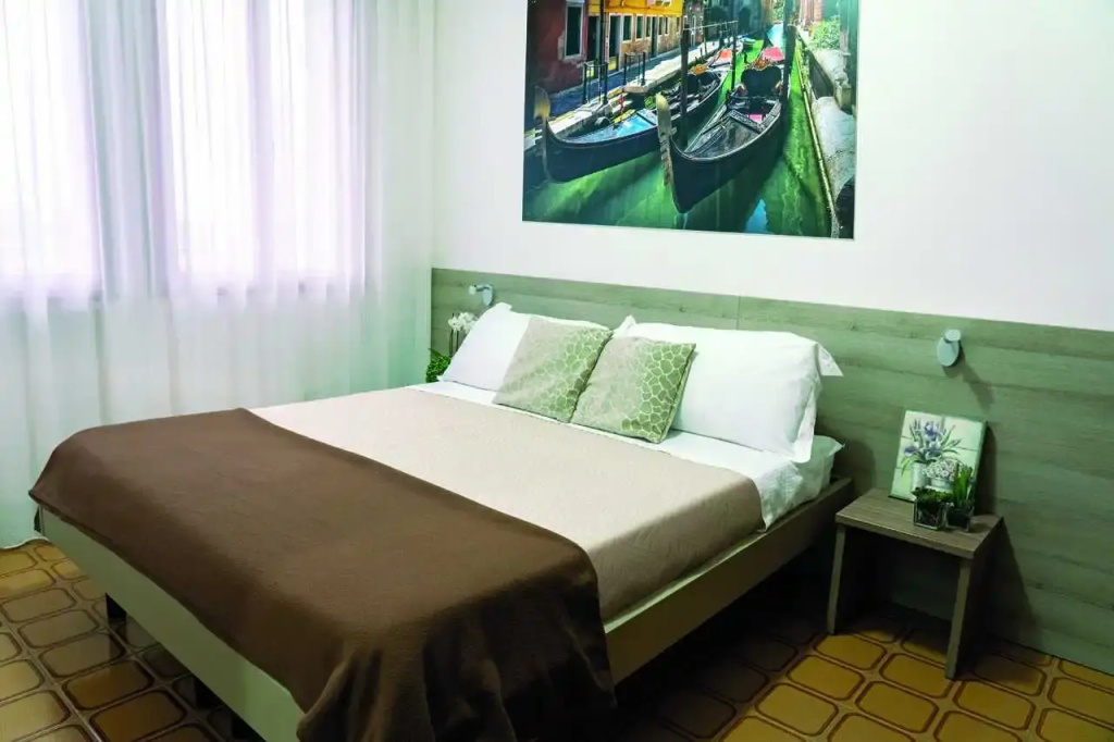 1 Bedroom Economy Apartment