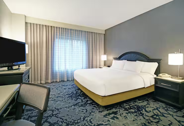 Embassy Suites by Hilton Charleston Hotel - Chambres