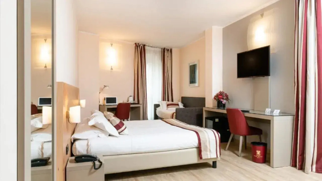 Quadruple room