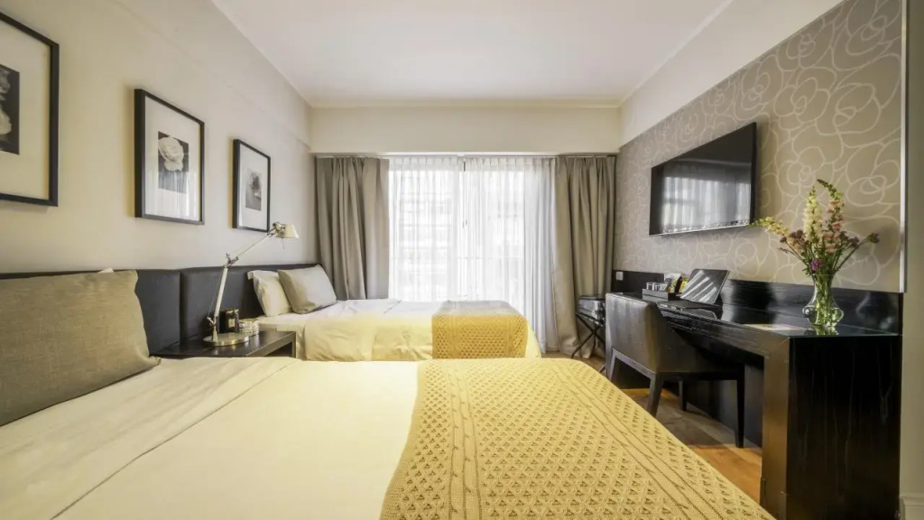 Junior Double room (twin beds)