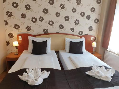 Deluxe Double room (twin beds)