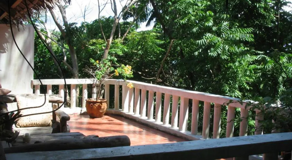 Balcony & Terrace