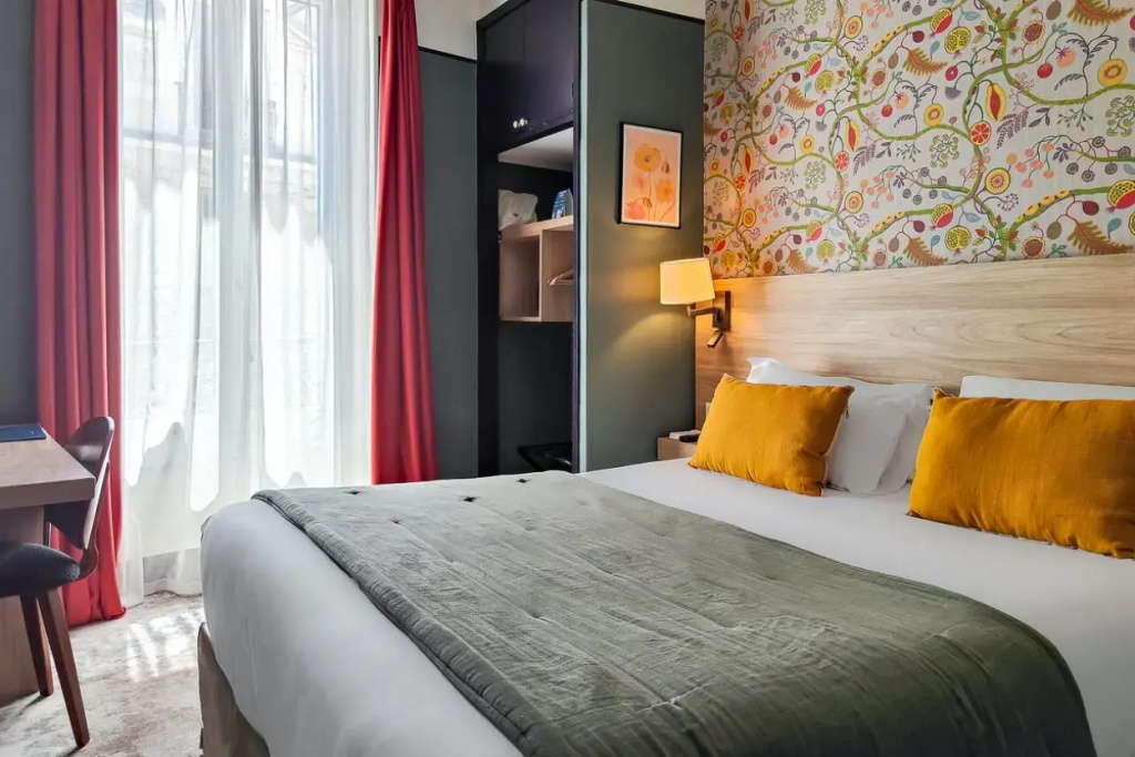 Standard Small Double room (full double bed)