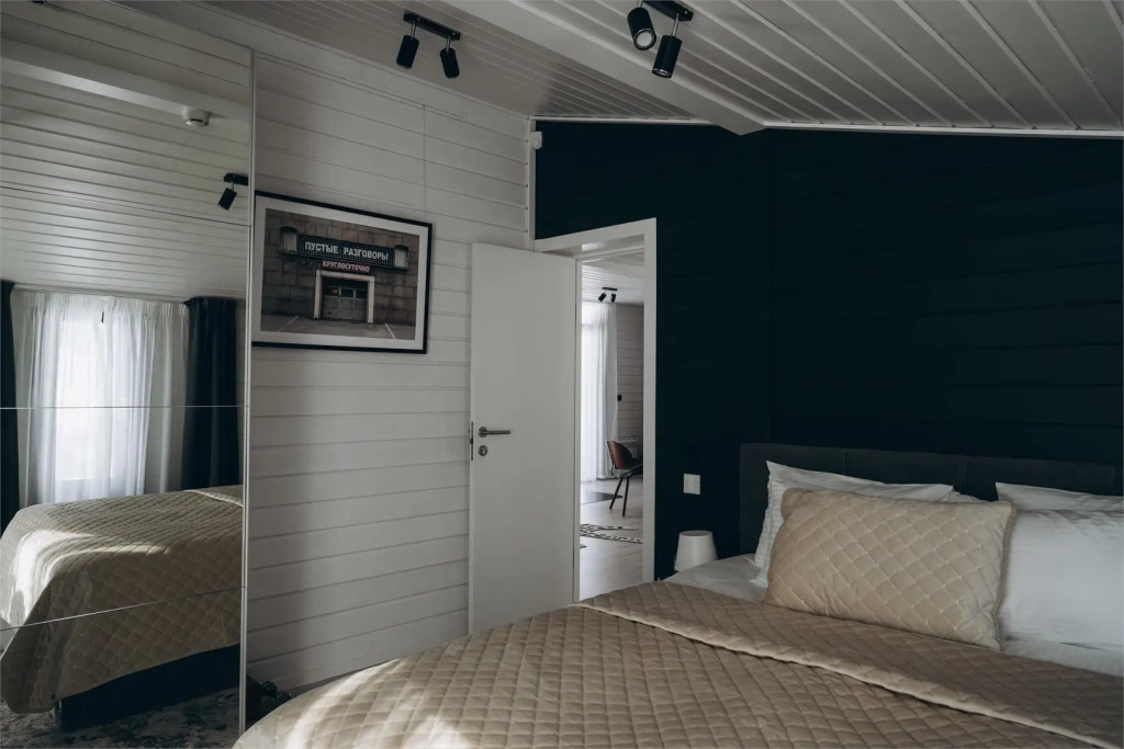 Арт-дом Большой в Изовела