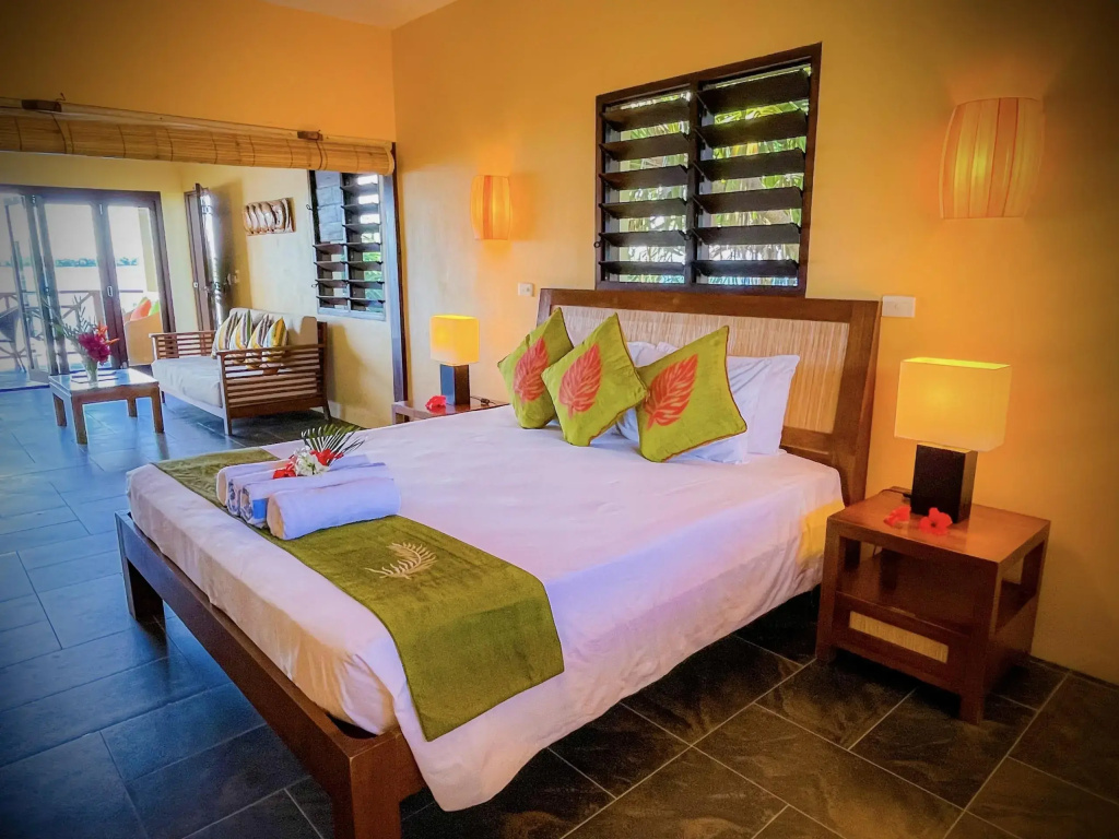 1 Bedroom Double Suite oceanfront (full double bed)