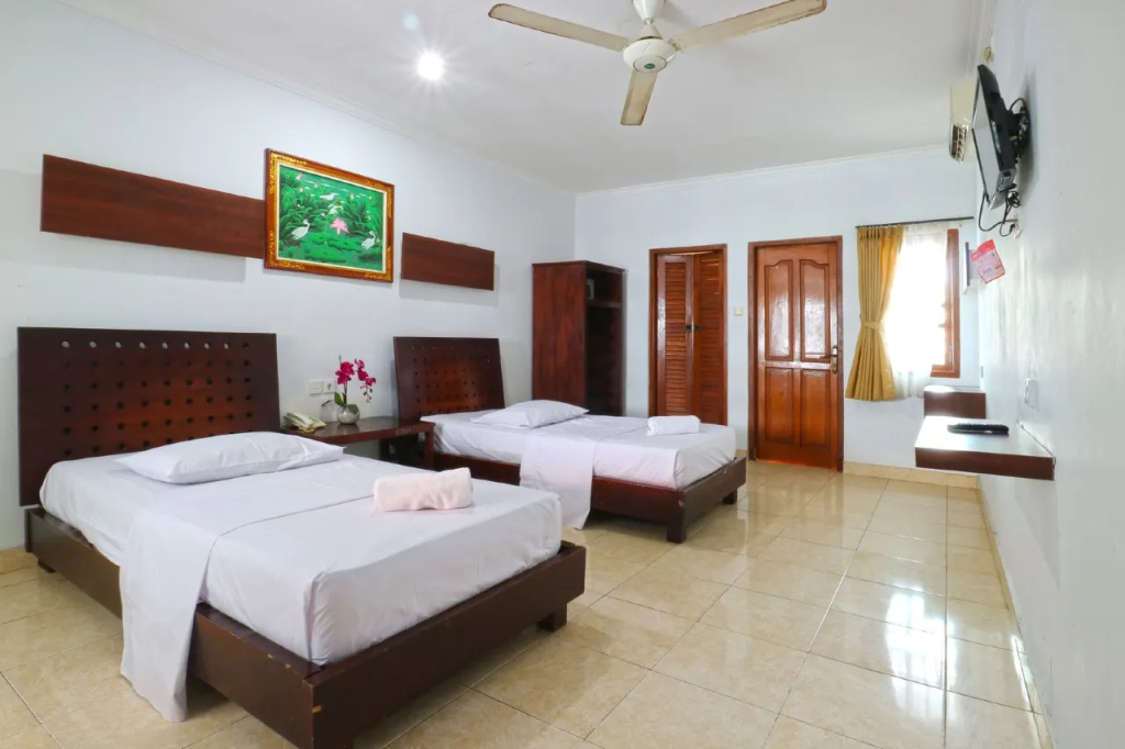 Standard with Fan Double room (twin beds)
