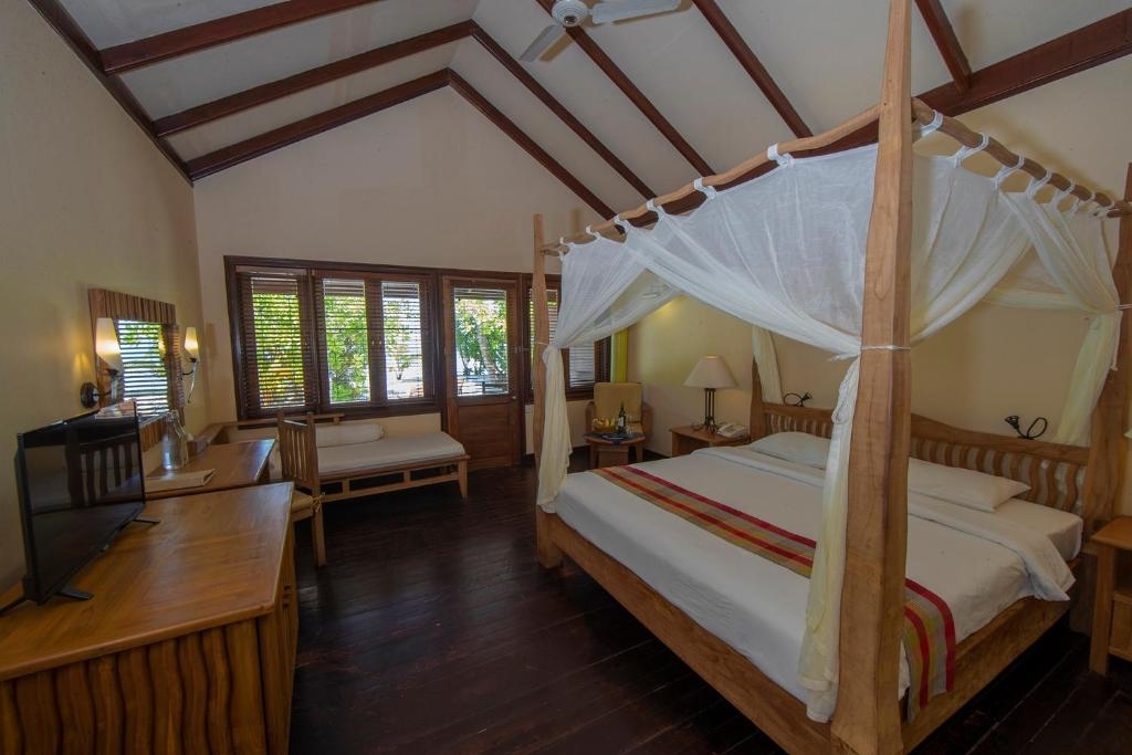 Filitheyo Island Resort