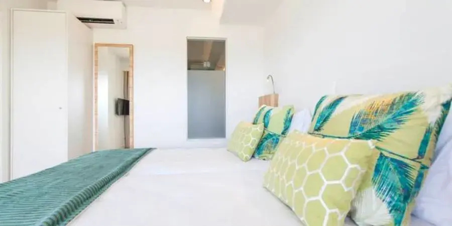 2 Bedrooms Prestige Apartment with sea view