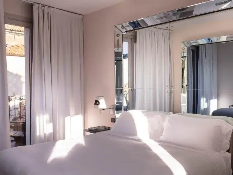 Hammam Double Suite with balcony (full double bed)