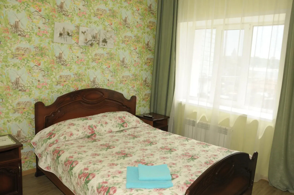 2 Bedrooms Standard Family room