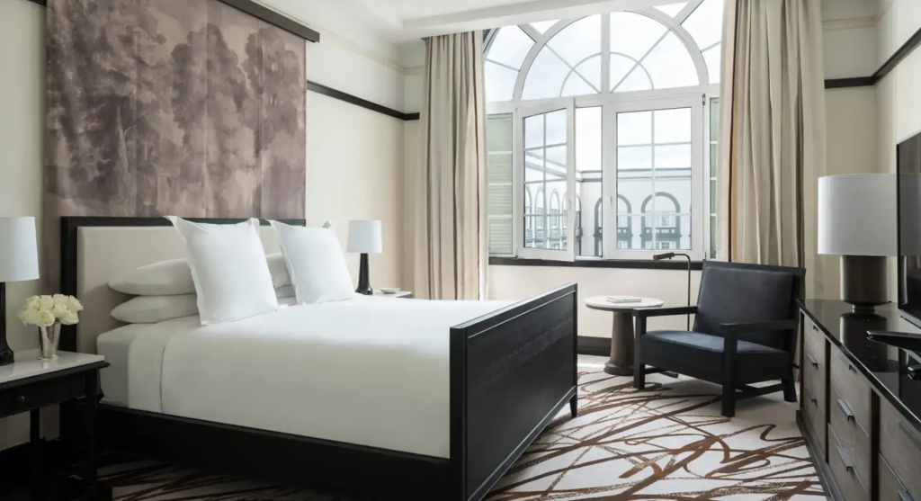 Ambassador Double Suite (full double bed)