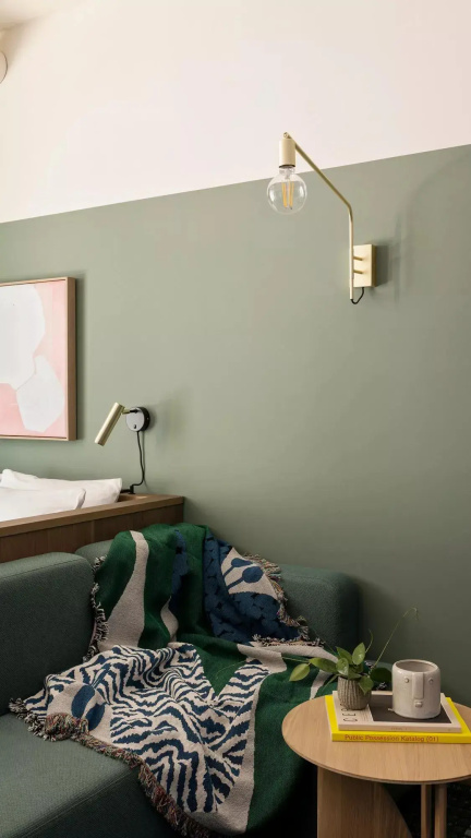 Family Mezzanine room