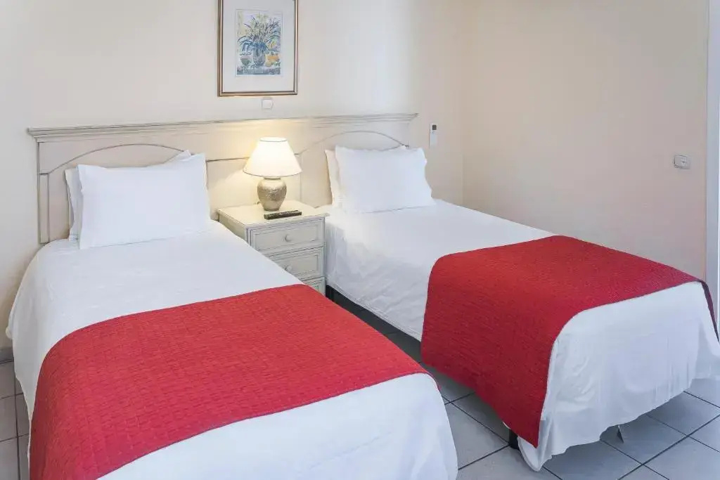 Sunset Bay Club - Chambres