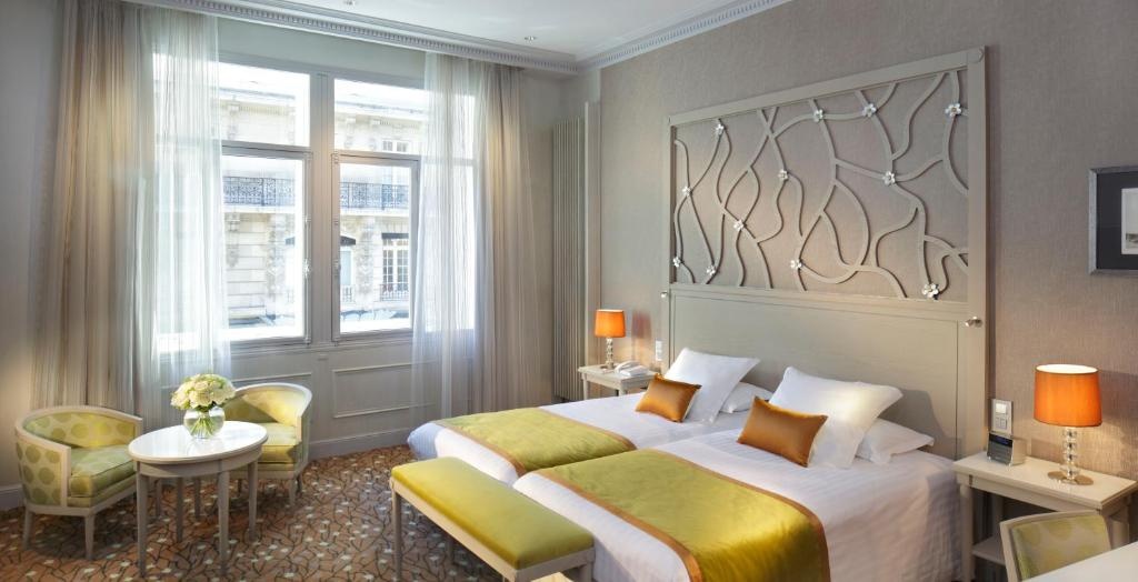 Chateau Frontenac Hotel  65