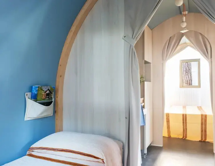 Coco Marze Quadruple Tent