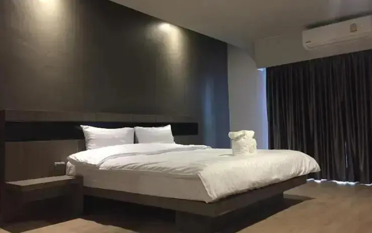 Deluxe Double room (full double bed)