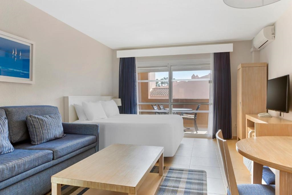 Los Amigos Beach Club Hotel - Chambres