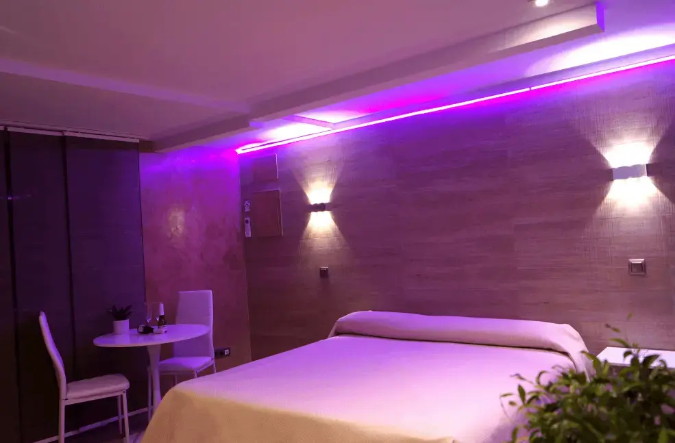 I Double Jacuzzi Suite (full double bed)