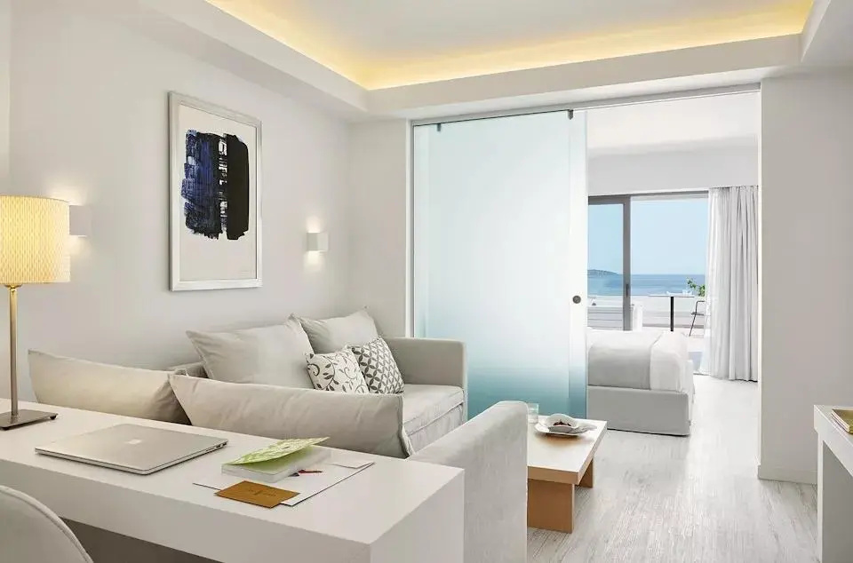 Lichnos Luxury Junior Suite