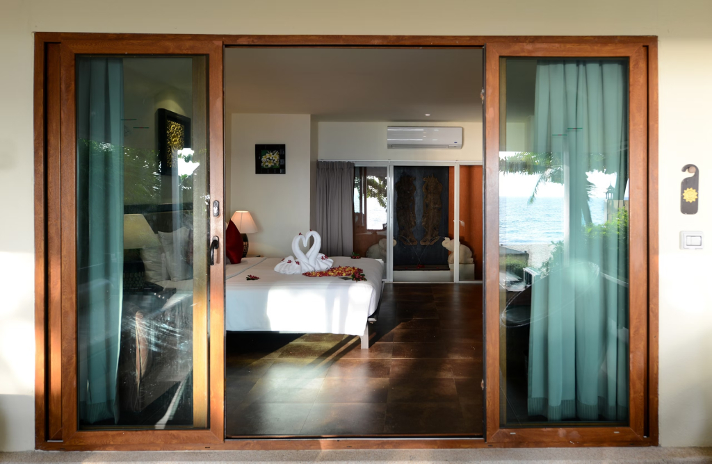 Двухместная Pool Villa рядом с пляжем 2 отдельные кровати в Andaman White Beach Resort