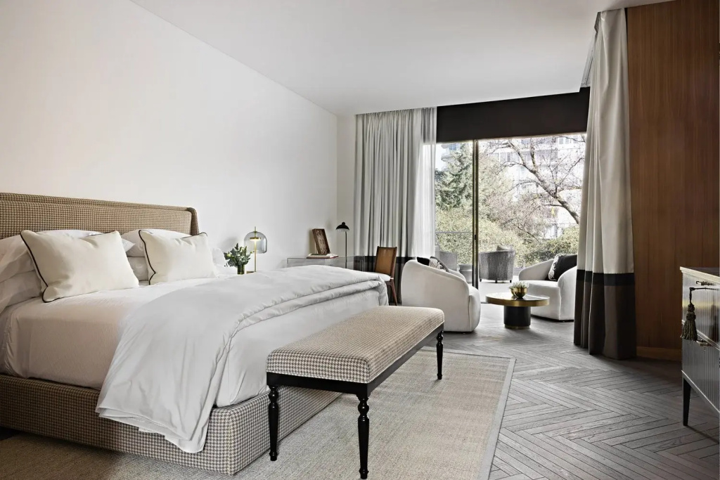 Lincoln Double Suite (full double bed)