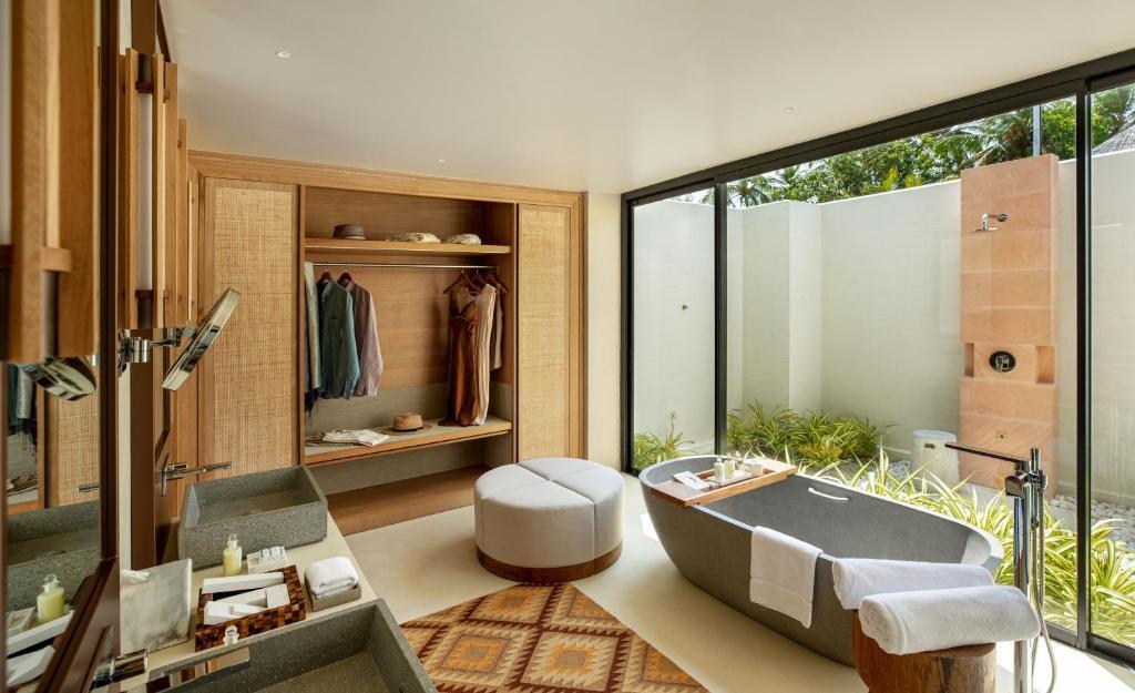 Kuda Villingili Resort Maldives