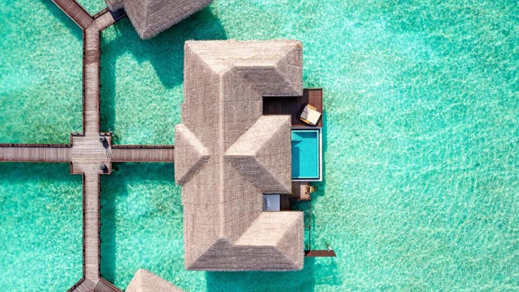 Sheraton Maldives Full Moon Resort & Spa