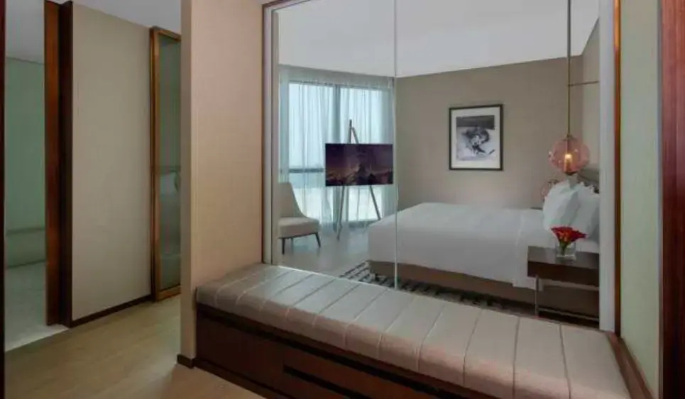 Premier Double Suite (full double bed)