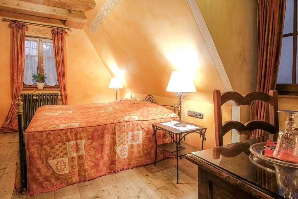 Hotel Gotisches Haus - Chambres