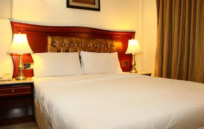 Classic Double room (full double bed)