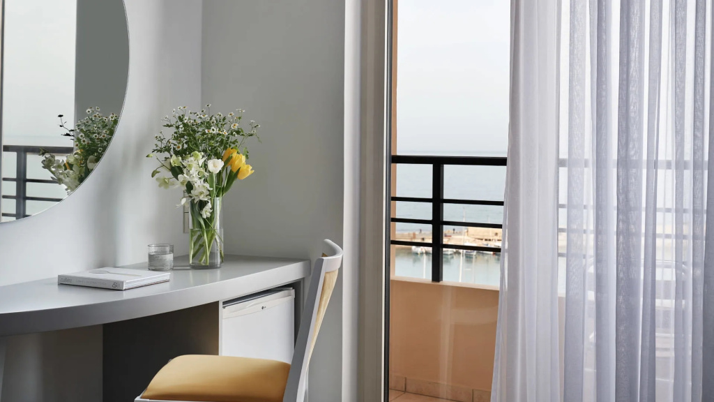 Lato Boutique Hotel - Tap to explore photos
