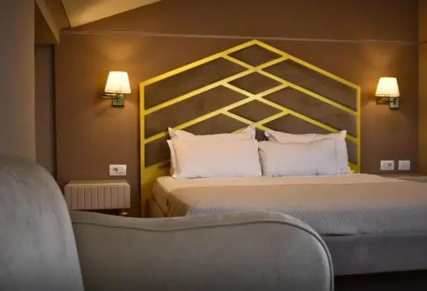 Deluxe Double Attic room (full double bed)