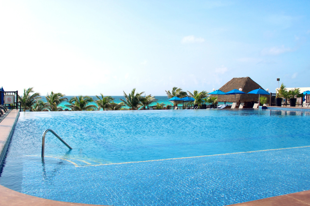 Seadust Cancún Beach Resort  All Inclusive